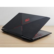 HP OMEN 15 Gaming - Gamer Laptop + Nvidia / i7-7700HQ / 16GB RAM / 256GB SSD + 1TB HDD / Magyar billentyűzet