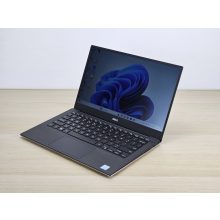 Dell XPS 13 9350 Laptop / i5-8250U / 8GB RAM / 256GB SSD
