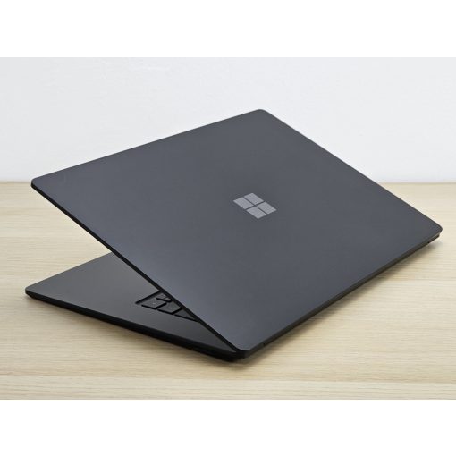 Microsoft Surface Laptop 4 / i7-1185G7 / 16GB RAM / 256GB SSD / Érintőképernyős 