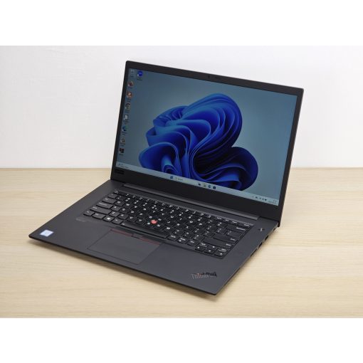 Lenovo ThinkPad P1 Gen 2, i7-9850H, 32GB RAM, 512GB SSD