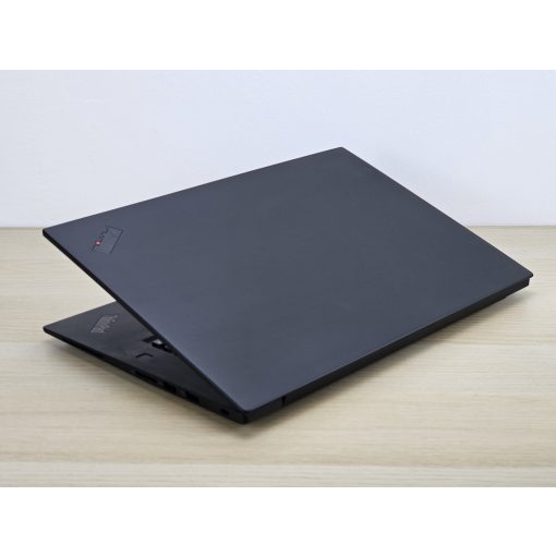 Lenovo ThinkPad P1 Gen 2, i7-9850H, 32GB RAM, 512GB SSD