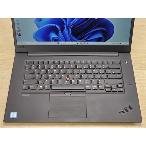 Lenovo ThinkPad P1 Gen 2, i7-9850H, 32GB RAM, 512GB SSD