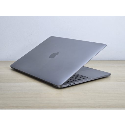 Apple MacBook Pro 13 A1989 (2018) i5, 8GB RAM, 256GB SSD