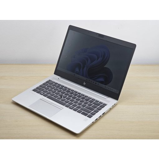 Használt HP EliteBook mt44, Ryzen 3 PRO 2300U, 8GB RAM, 256GB SSD, üzleti laptop