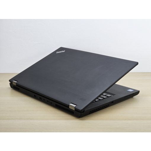 Lenovo ThinkPad P73 + Nvidia / i7-9750H / 16GB RAM / 256GB SSD / Magyar billentyűzet
