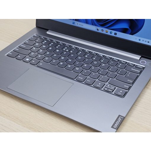 Lenovo ThinkBook 14-IIL Laptop / i5-1035G1 / 8GB RAM / 256GB SSD 