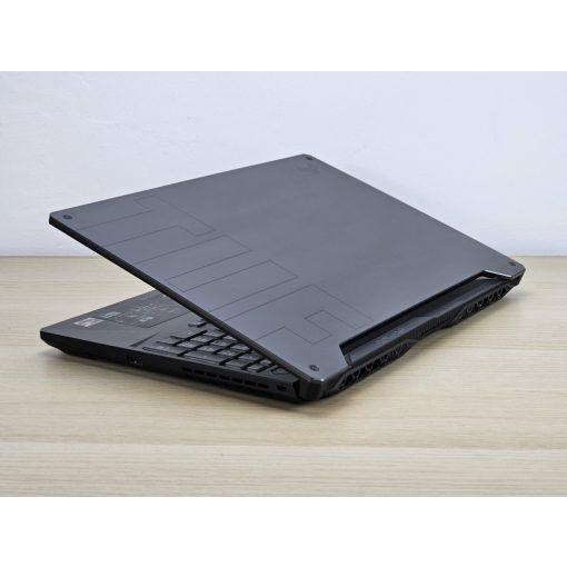 Asus TUF Gaming - Gamer laptop A15 + Nvidia / AMD Ryzen 7 5800H / 16GB RAM / 512GB SSD / Magyar billentyűzet
