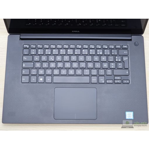 Dell Precision 5540 4K Laptop + Nvidia / i7-9750H / 32GB RAM / 1TB SSD / Érintőképernyős 