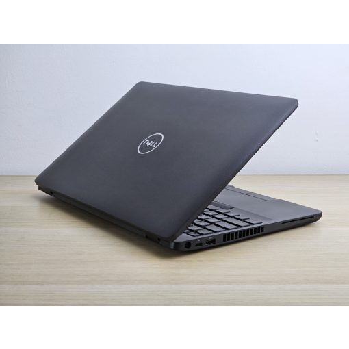 Használt Dell Latitude 5500 laptop, i5-8365U, 8GB RAM, 256GB SSD, felúított, garanciával