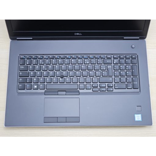 Dell Precision 7740 Laptop + Nvidia / Xeon / 32GB RAM / 512GB SSD
