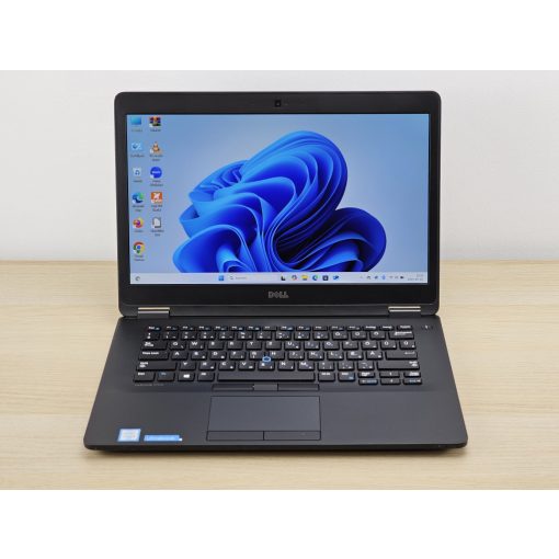 Dell Latitude Latitude E7470 / i5-6300U / 8GB RAM / 256GB SSD / Magyar billentyűzet