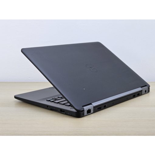 Dell Latitude Latitude E7470 / i5-6300U / 8GB RAM / 256GB SSD / Magyar billentyűzet