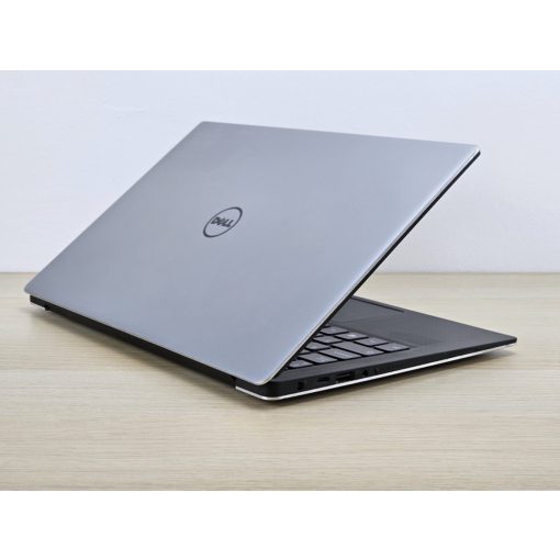 Dell XPS 13 Laptop 9360 / i7-7660U / 16GB RAM / 256GB SSD / Érintőképernyős / Magyar billentyűzet