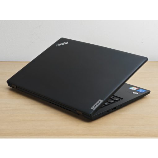 Lenovo Thinkpad L13 Gen 3 Laptop + Iris / i5-1235U / 16GB RAM / 256GB SSD / Magyar billentyűzet