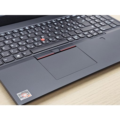 Lenovo ThinkPad L15 / AMD Ryzen 7 5850U / 16GB RAM / 512GB SSD / Magyar billentyűzet