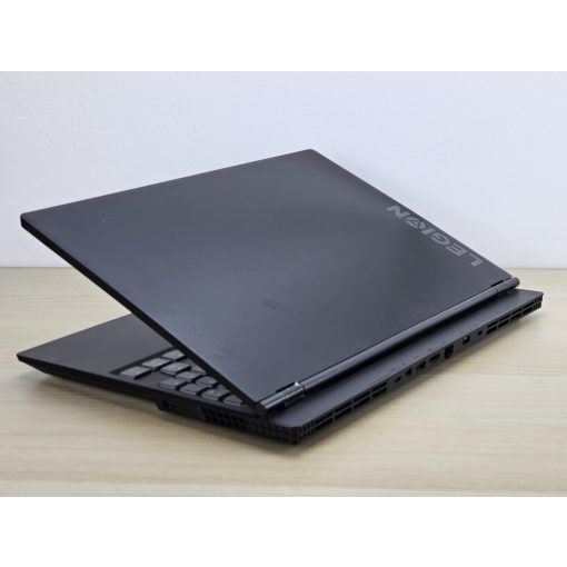Lenovo Legion Y540 GAMER / i5-9300H / 8GB RAM / 512GB SSD / Magyar billentyűzet