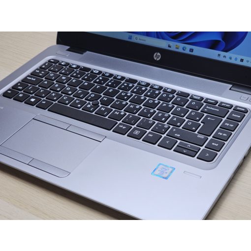 HP Elitebook 840 G3 / i5-6300U / 8GB RAM / 128GB SSD / Magyar billentyűzet
