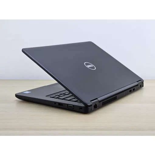 Dell Latitude Laptop 5480 / i5-6440HQ / 8GB RAM / 256GB SSD