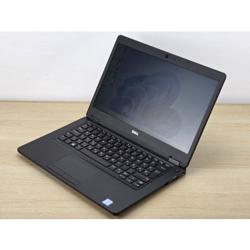 Használt Dell Latitude 5480, i5-6300U, 8GB RAM, 256GB SSD, érintőképernyős, üzleti laptop