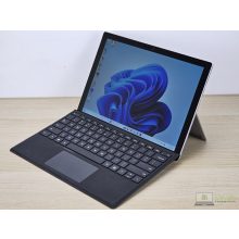 Microsoft Surface Pro 5 / Tablet laptop / i7-7660U / 8GB RAM / 256GB SSD / Érintőképernyős