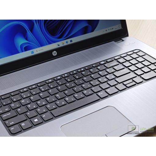 HP Probook 470 G2 + Radeon / I5-5200U / 8GB RAM / 256GB SSD / Magyar billentyűzet