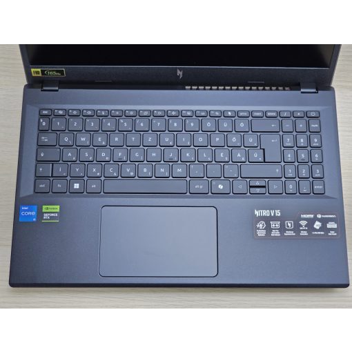 Acer Nitro V15 Gamer Laptop + Nvidia RTX 4050 / i5-13420H / 16GB RAM / 512GB SSD / Magyar billentyűzet