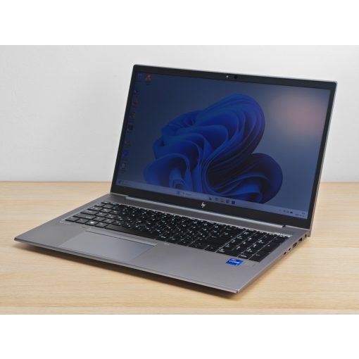 HP Zbook Firefly 15 G8 + Nvidia / i7-1165G7 / 16GB RAM / 512GB SSD / Érintőképernyős / Magyar billentyűzet