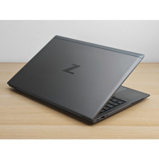HP Zbook Firefly 15 G8 + Nvidia / i7-1165G7 / 16GB RAM / 512GB SSD / Érintőképernyős / Magyar billentyűzet
