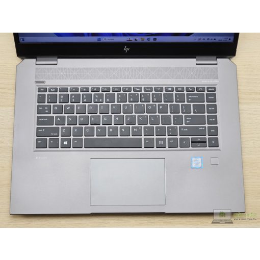 HP Zbook 15 G5 4K + Nvidia / i7-8850H / 32GB RAM / 1TB SSD