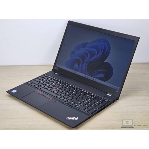 Lenovo ThinkPad T590 