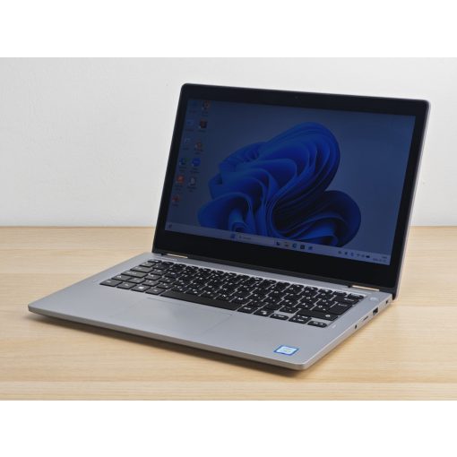 Dell Latitude 3310 2in1 Tablet laptop / i5-8265U / 8GB RAM / 256GB SSD / Érintőképernyős / Magyar billentyűzet