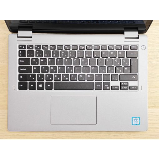 Dell Latitude 3310 2in1 Tablet laptop / i5-8265U / 8GB RAM / 256GB SSD / Érintőképernyős / Magyar billentyűzet
