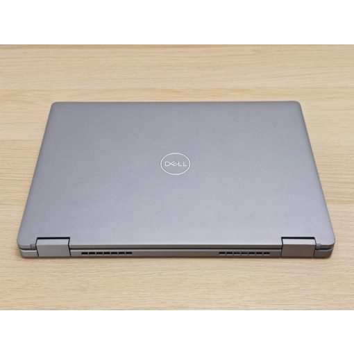 Dell Latitude 3310 2in1 Tablet laptop / i5-8265U / 8GB RAM / 256GB SSD / Érintőképernyős / Magyar billentyűzet