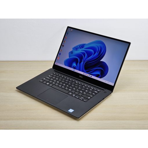 Dell XPS 15 7590 4K + Nvidia / i7-9750H / 16GB RAM / 256GB SSD / Érintőképernyős / Magyar billentyűzet