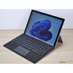   Microsoft Surface Pro 5 / Tablet laptop / i5-7300U / 8GB RAM / 256GB SSD / Érintőképernyős