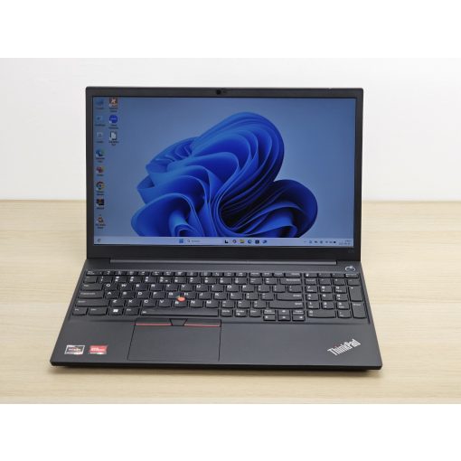 Lenovo ThinkPad E15 / AMD Ryzen 5 5500U / 8GB RAM / 256GB SSD