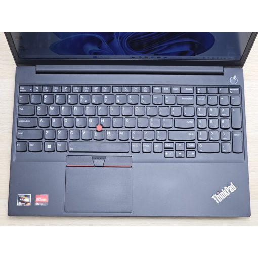 Lenovo ThinkPad E15 / AMD Ryzen 5 5500U / 8GB RAM / 256GB SSD