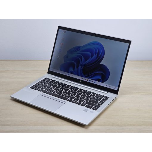 HP EliteBook 840 G7 / i5-10210U / 32GB RAM / 256GB SSD / Magyar billentyűzet