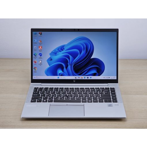 HP EliteBook 840 G7 Laptop / i5-10210U / 32GB RAM / 256GB SSD / Magyar billentyűzet