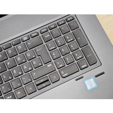 HP Zbook 17 G4 Laptop + Nvidia / i7-7820HQ / 32GB RAM / 512GB SSD / Magyar billentyűzet
