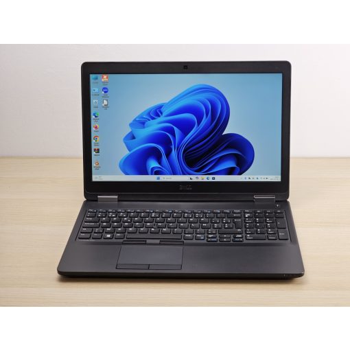 Dell Latitude Laptop E5570 + RADEON / i7-6600U / 8GB RAM / 256GB SSD