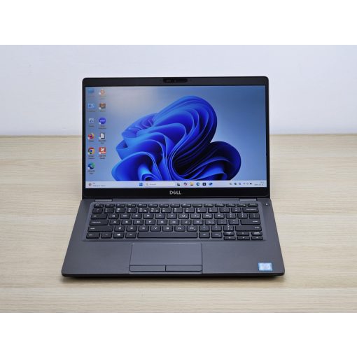Dell Latitude 5300 Laptop / i5-8365U / 16GB RAM / 256GB SSD / FHD
