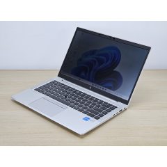   HP EliteBook 840 G8 Laptop + Iris / i5-1145G7 / 8GB RAM / 256GB SSD