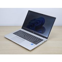 HP EliteBook 840 G8 Laptop + Iris / i5-1145G7 / 8GB RAM / 256GB SSD