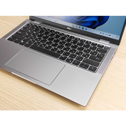 Dell Latitude 7440 Laptop + IRIS XE / i5-1345U / 16GB RAM / 512GB SSD / Magyar billentyűzet