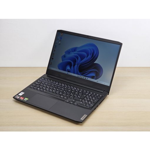 Lenovo Ideapad Gaming 3 / AMD Ryzen 7-5800H / 16GB RAM / 512GB SSD / Magyar billentyűzet V