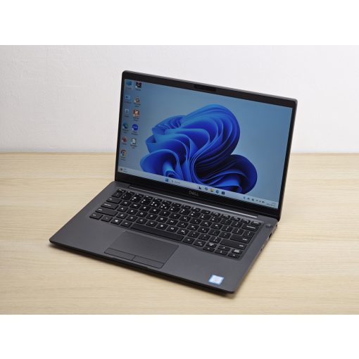 Dell Latitude 7400 – i5-8365U, 8GB RAM, 256GB SSD, prémium üzleti laptop