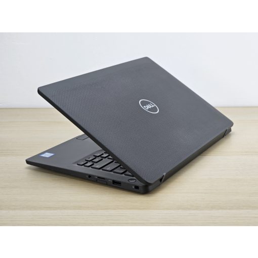 Dell Latitude 7400 – i5-8365U, 8GB RAM, 256GB SSD, prémium üzleti laptop