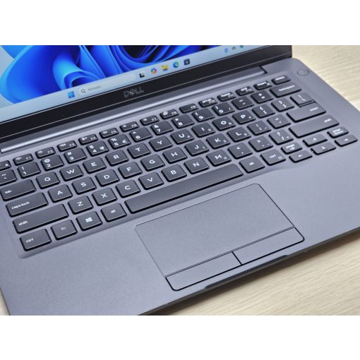 Dell Latitude 7400 – i5-8365U, 8GB RAM, 256GB SSD, prémium üzleti laptop