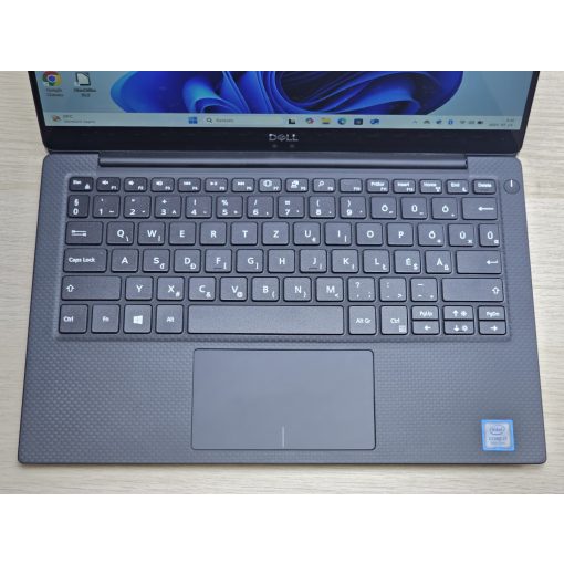 Dell XPS 13 9370 – i7-8550U, 16GB RAM, 256GB SSD, magyar billentyűzetes prémium ultrabook
